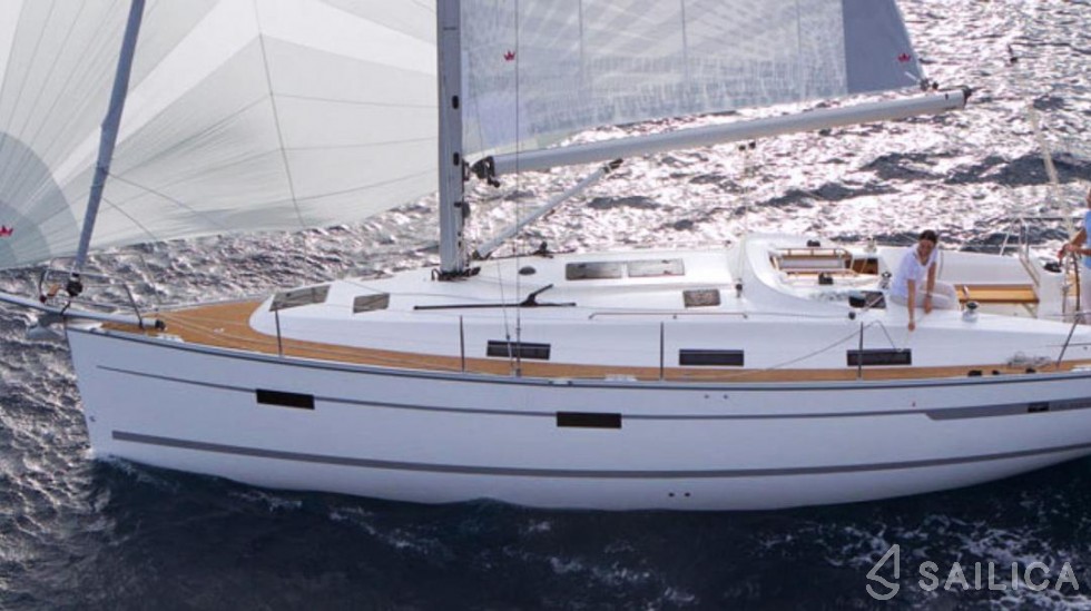Bavaria 36 Cruiser - Yacht Charter Sailica