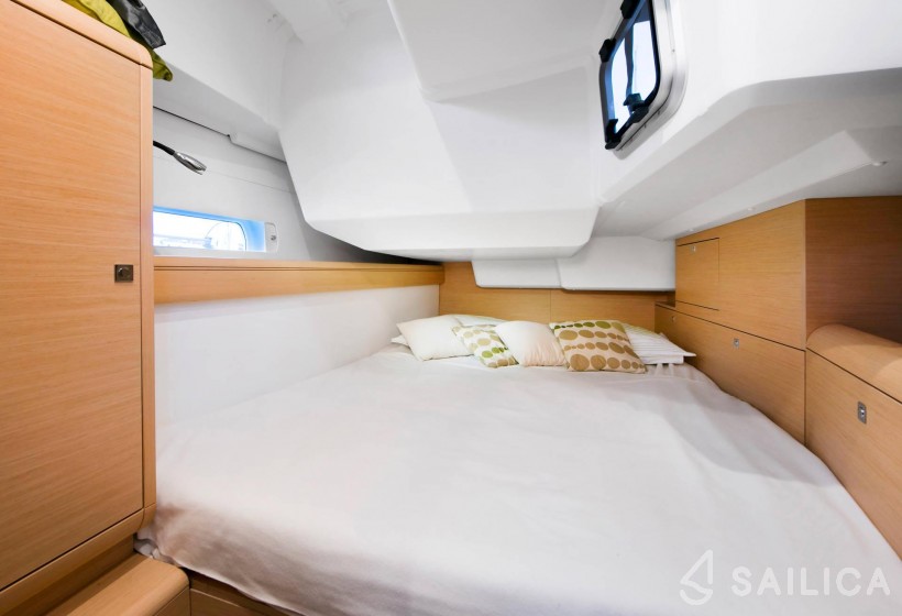 Sun Odyssey 479 - Yacht Charter Sailica