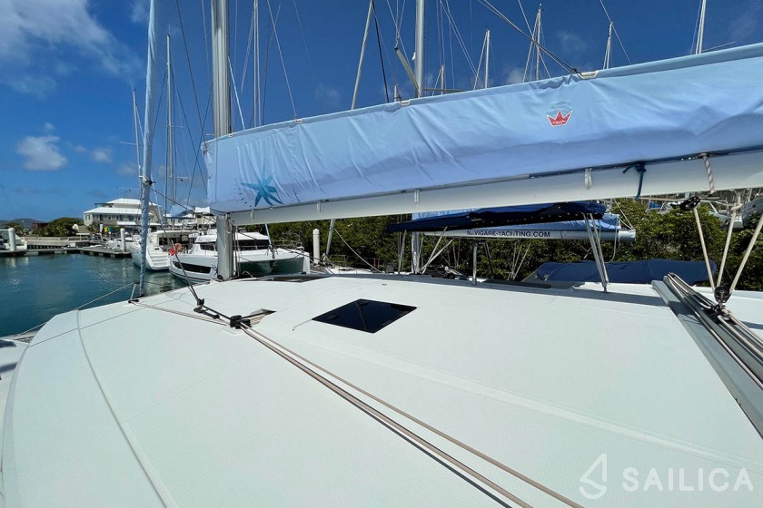 Lucia 40 - Yacht Charter Sailica