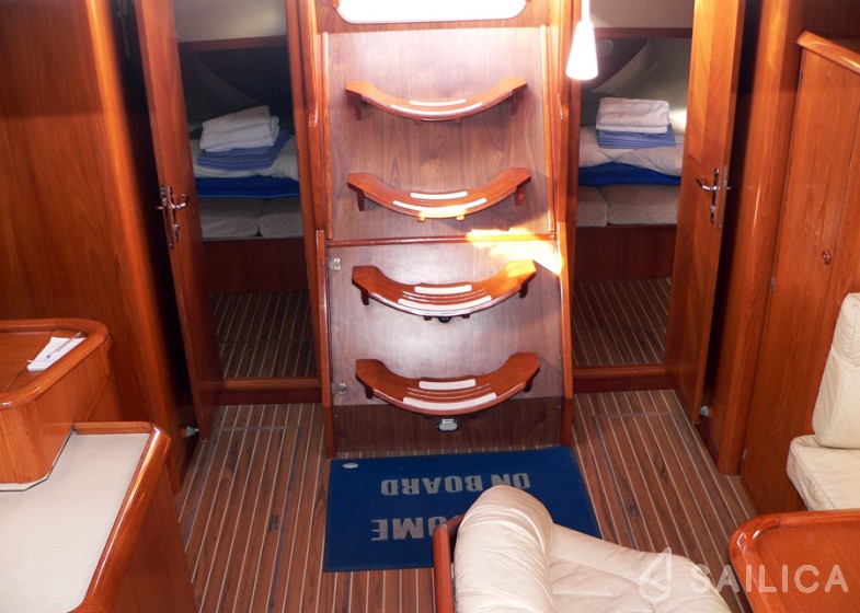 Sun Odyssey 52.2 - Yacht Charter Sailica