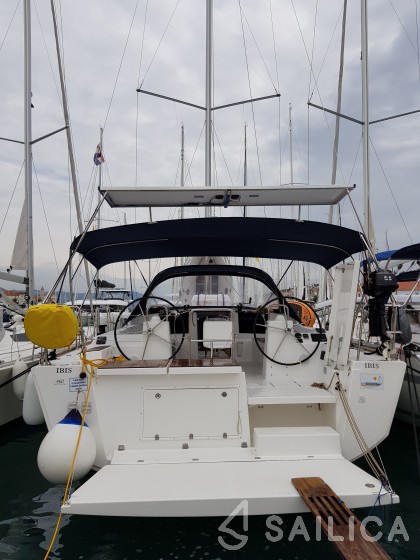 Dufour 460 GL - Yacht Charter Sailica