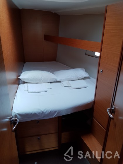 Dufour 460 GL - Yacht Charter Sailica