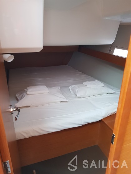Dufour 460 GL - Yacht Charter Sailica