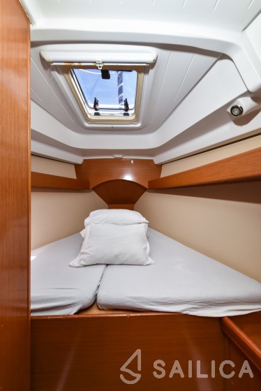 Cyclades 43.4 - Yacht Charter Sailica