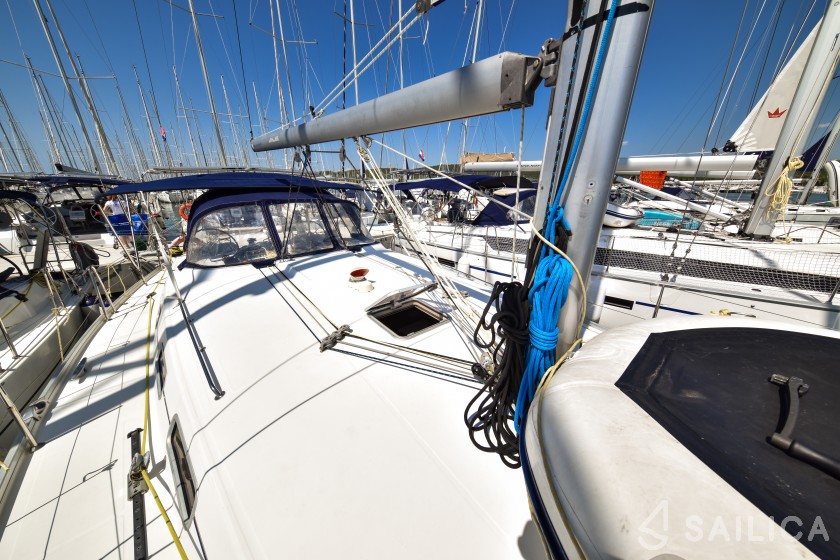 Cyclades 43.4 - Yacht Charter Sailica