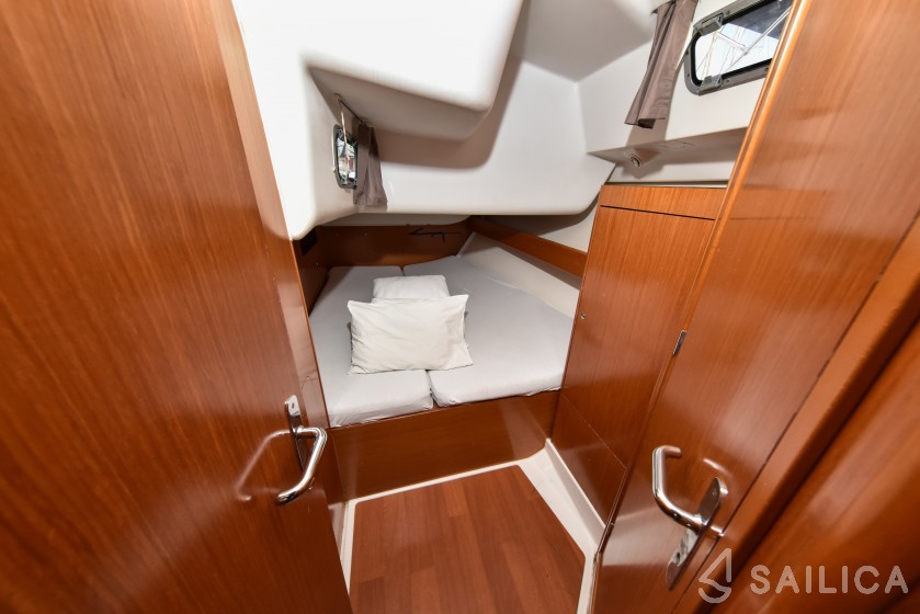 Cyclades 43.4 - Yacht Charter Sailica