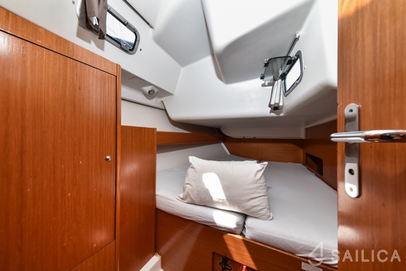 Cyclades 43.4 - Yacht Charter Sailica