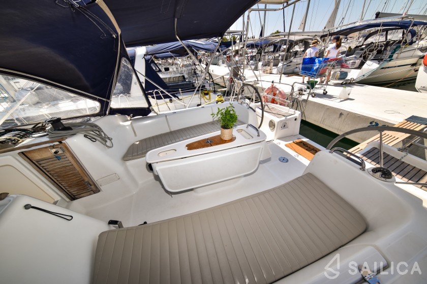 Cyclades 43.4 - Yacht Charter Sailica