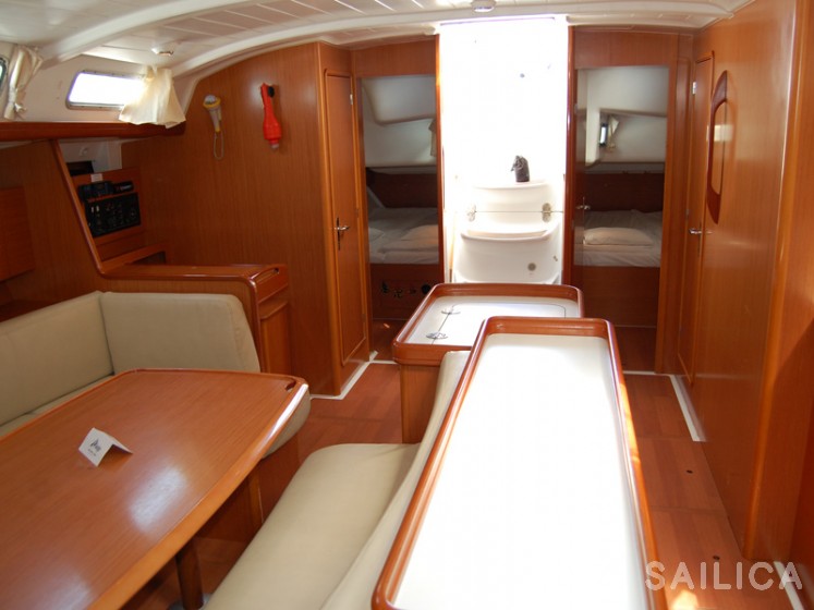 Cyclades 50.5 - Yacht Charter Sailica