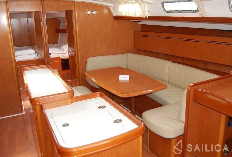 Cyclades 50.5 - Yacht Charter Sailica