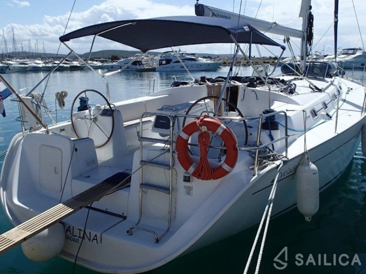 Cyclades 50.5 - Yacht Charter Sailica