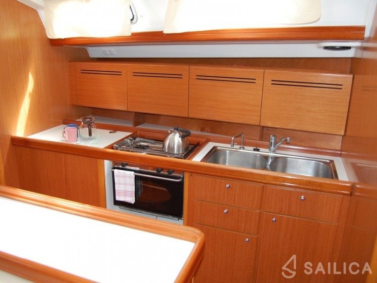 Cyclades 50.5 - Yacht Charter Sailica