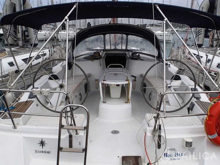 Sun Odyssey 45 - Yacht Charter Sailica