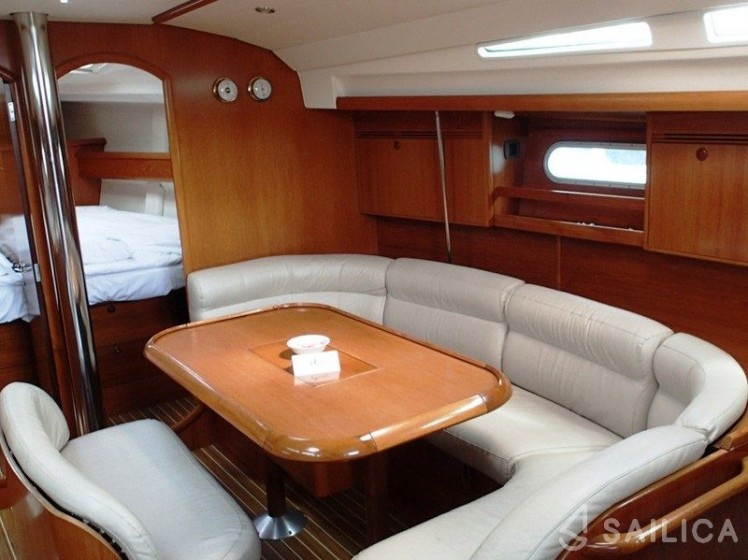 Sun Odyssey 45 - Yacht Charter Sailica