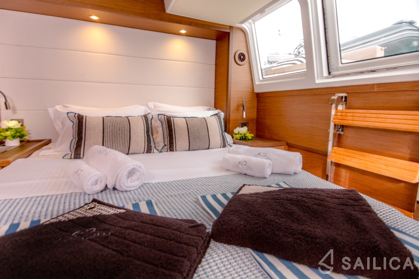 Lagoon 620 - Yacht Charter Sailica