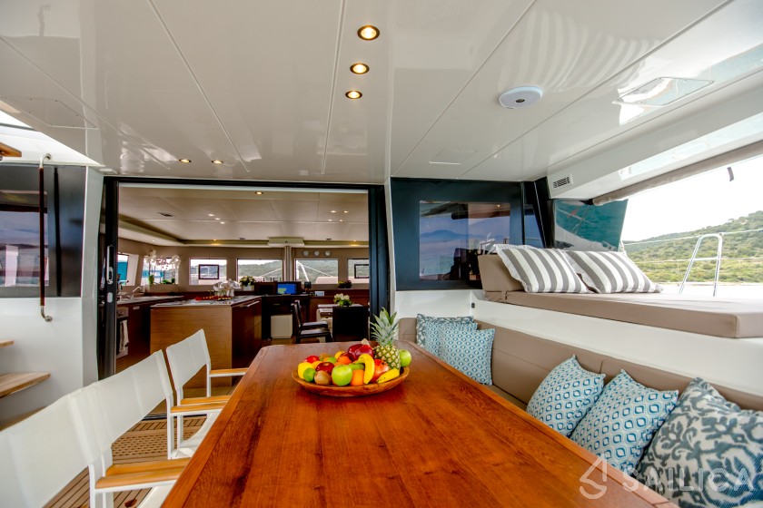Lagoon 620 - Yacht Charter Sailica