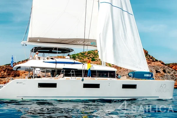 Lagoon 620 - Yacht Charter Sailica