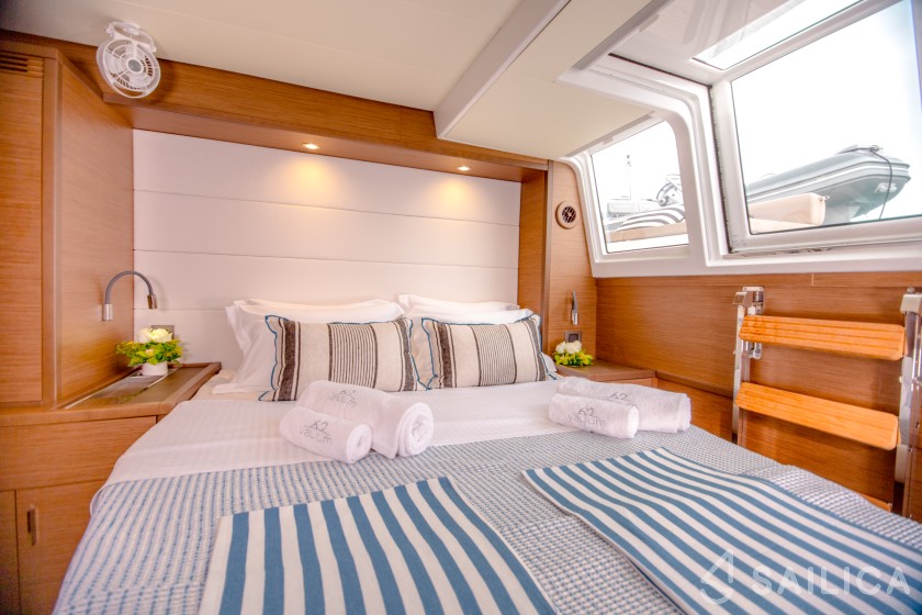 Lagoon 620 - Yacht Charter Sailica