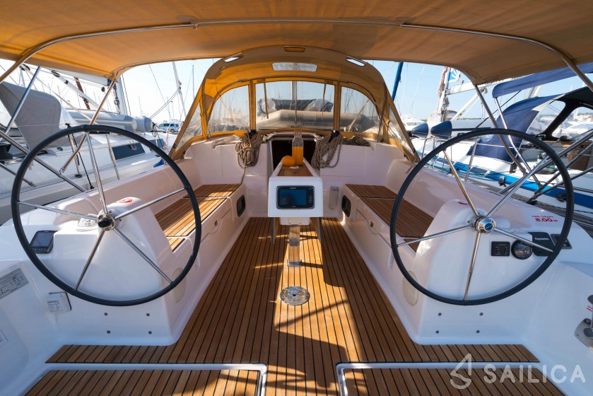Dufour 382 GL - Yacht Charter Sailica
