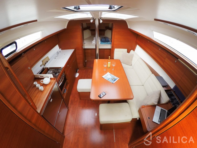 Dufour 382 GL - Yacht Charter Sailica