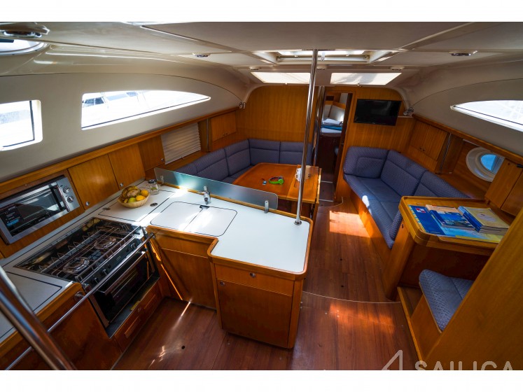 Elan 434 Impression - Yacht Charter Sailica