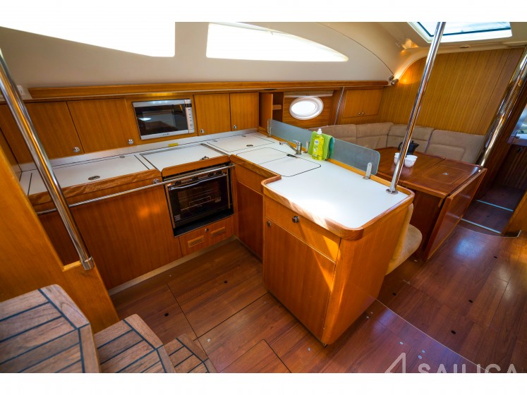 Elan 434 Impression - Yacht Charter Sailica