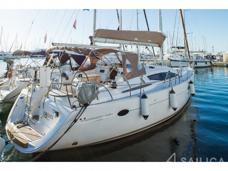 Elan 434 Impression - Yacht Charter Sailica