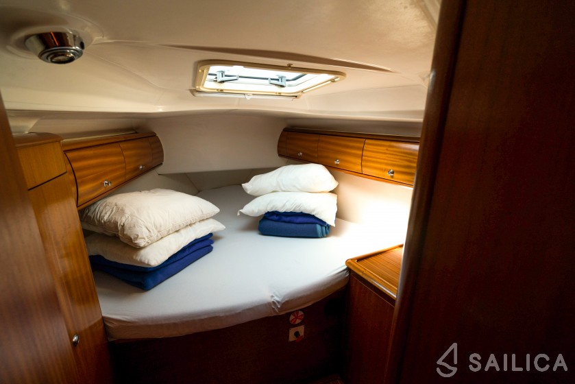 Bavaria 44 - Yacht Charter Sailica