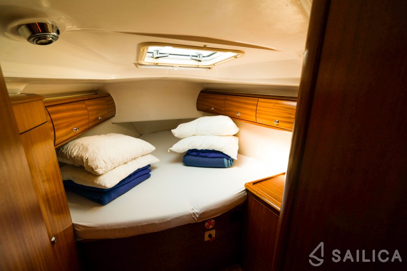 Bavaria 44 - Yacht Charter Sailica