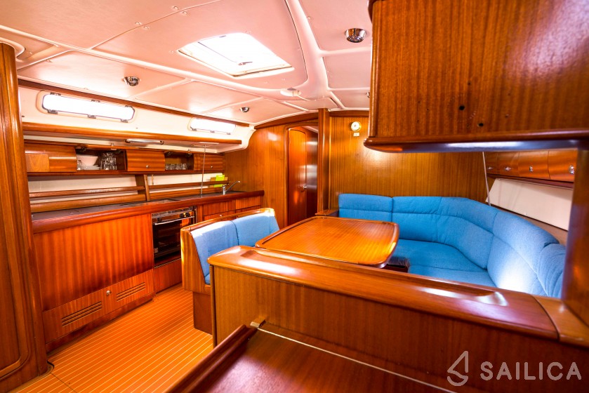 Bavaria 44 - Yacht Charter Sailica