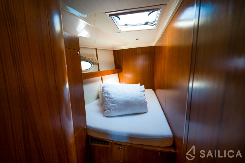 Elan 514 Impression - Yacht Charter Sailica
