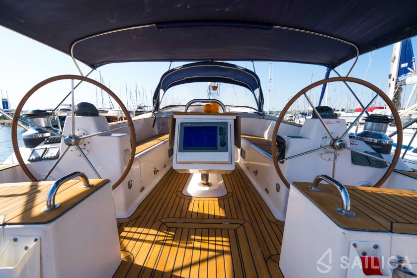 Elan 514 Impression - Yacht Charter Sailica
