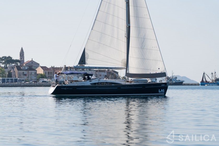 Elan 514 Impression - Yacht Charter Sailica