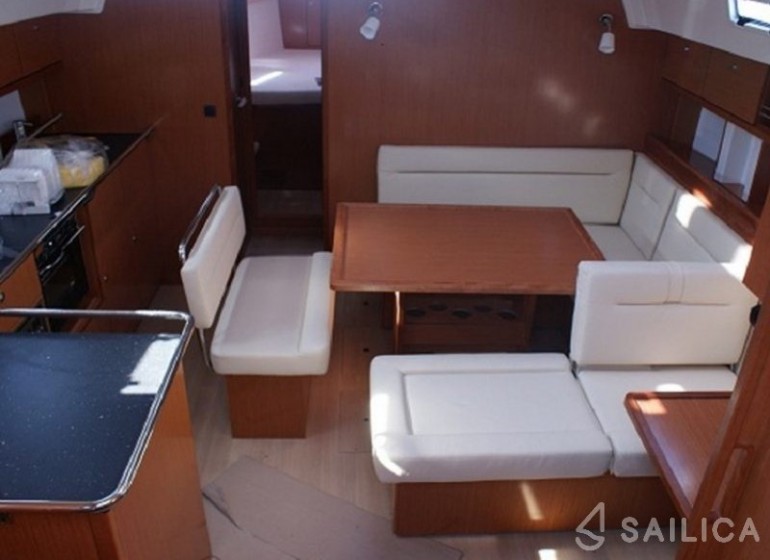 Bavaria 45 Cruiser - Yacht Charter Sailica
