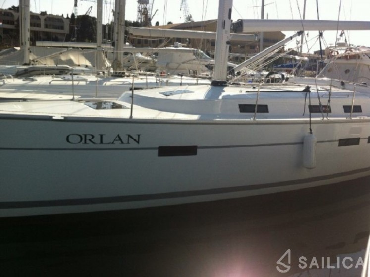 Bavaria 45 Cruiser - Yacht Charter Sailica