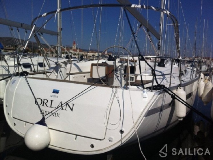 Bavaria 45 Cruiser - Yacht Charter Sailica