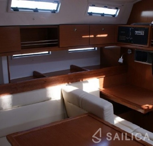 Bavaria 45 Cruiser - Yacht Charter Sailica