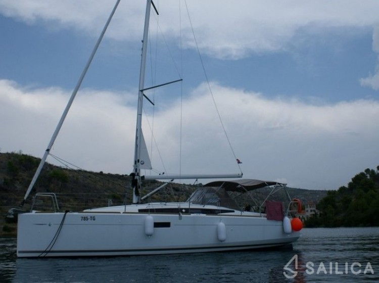 Bavaria 51 Cruiser - Yacht Charter Sailica