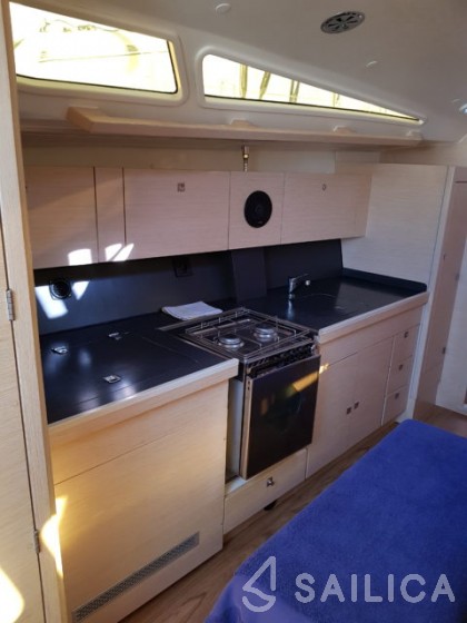 Cobra 41 - Yacht Charter Sailica