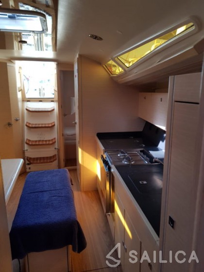 Cobra 41 - Yacht Charter Sailica