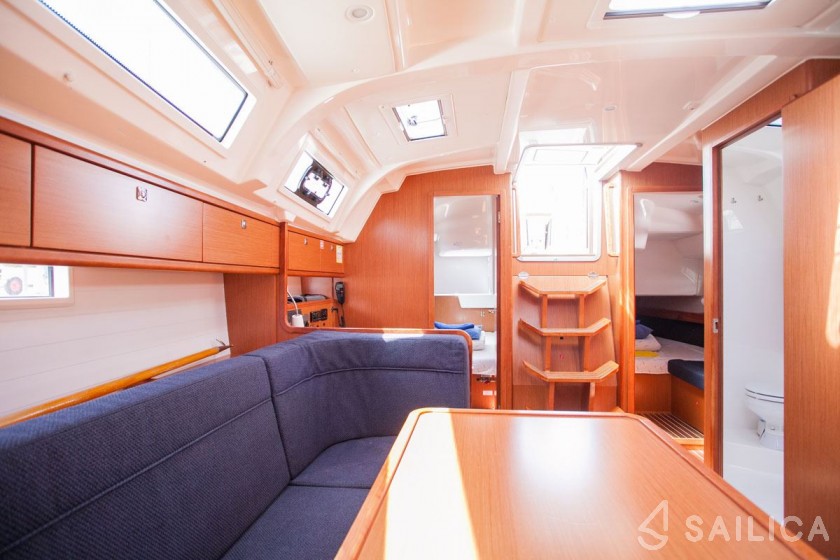 Bavaria 41 Cruiser - Yacht Charter Sailica