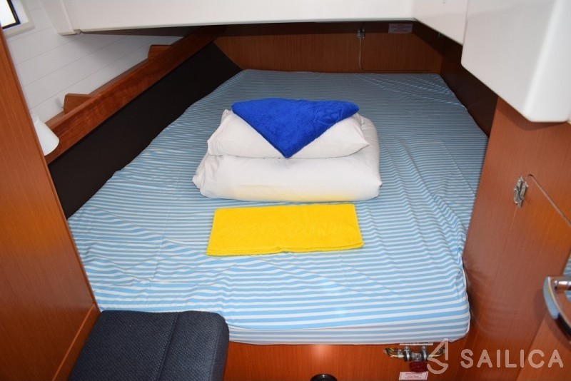 Bavaria 41 Cruiser - Yacht Charter Sailica