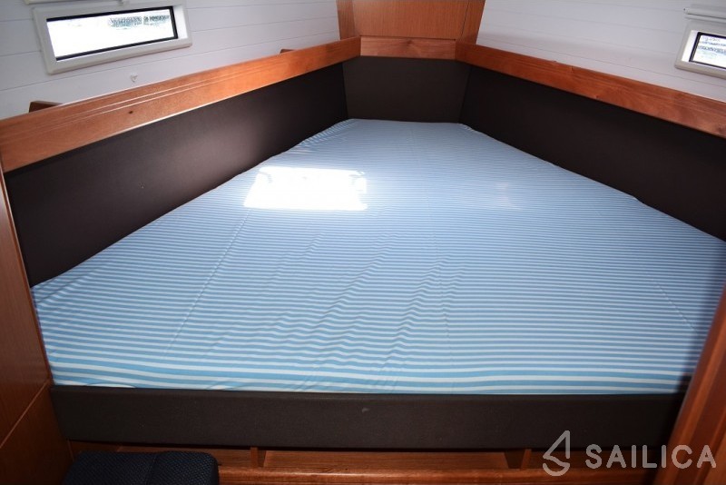 Bavaria 41 Cruiser - Yacht Charter Sailica