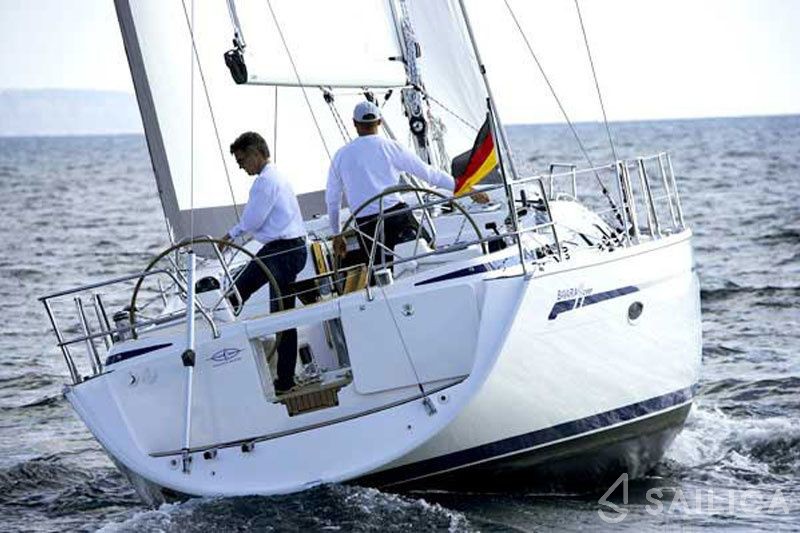 Bavaria 43 Cruiser - Yacht Charter Sailica