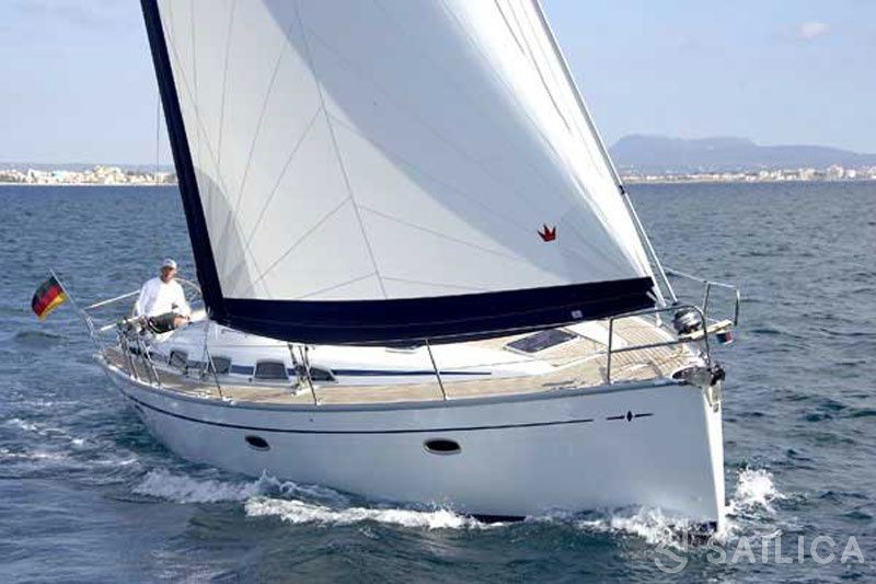 Bavaria 43 Cruiser - Yacht Charter Sailica