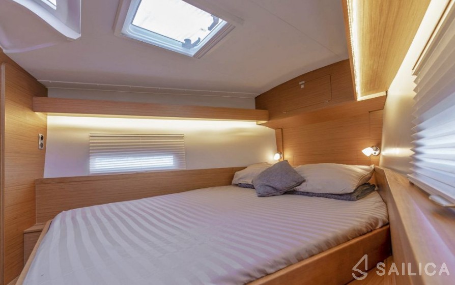 Dufour 430 Grand Large - Yacht Charter Sailica