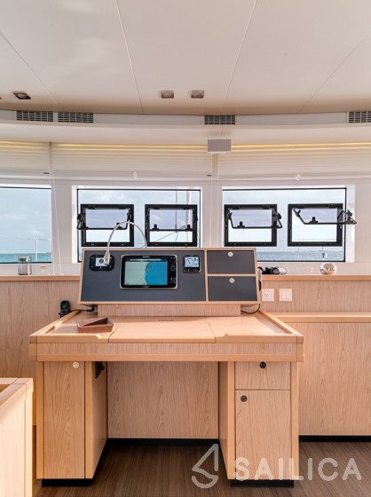 Lagoon 52F - Yacht Charter Sailica