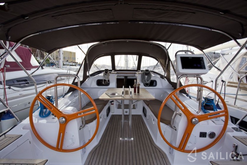Elan 40 Impression - Yacht Charter Sailica
