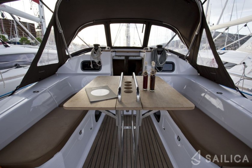 Elan 40 Impression - Yacht Charter Sailica