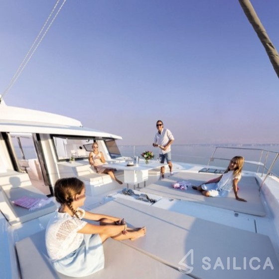 Bali 5.4. - Yacht Charter Sailica